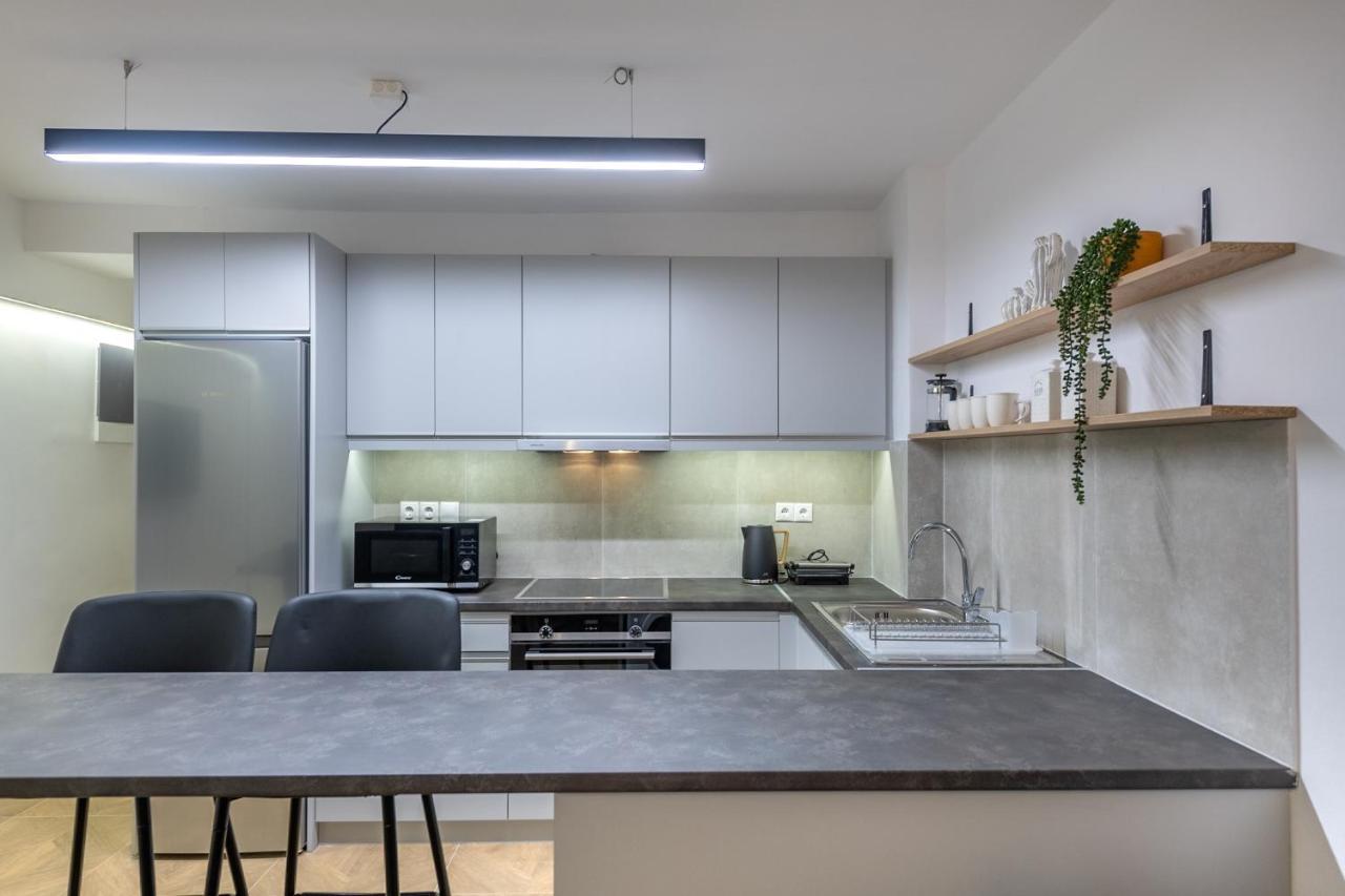 Апартаменти Phaedrus Living Luxury Downtown Flat Acropolis Афіни Екстер'єр фото